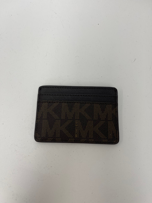 Vist Large View of Product Image Which is Used Michael Michael Kors Wallet