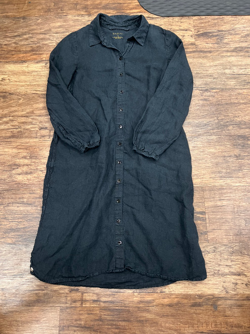Vist Large View of Product Image Which is Used Vineyard Vines Active Long Sleeve S-4/6