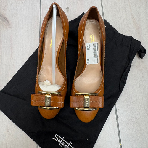 Vist Large View of Product Image Which is Used Unbranded High Heels 9.5