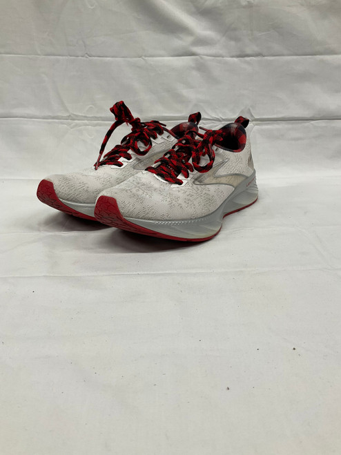 Vist Large View of Product Image Which is Used Brooks Performance Shoes 8