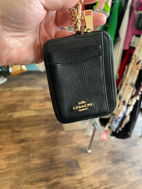 Vist Large View of Product Image Which is Used Coach Leather Wallet