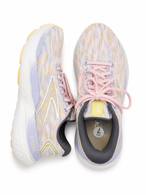 Vist Large View of Product Image Which is Used Brooks Performance Shoes 7