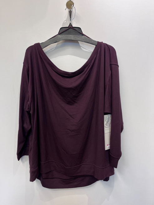 Vist Large View of Product Image Which is Used Lululemon Athletica Active Sweatshirt XL-16
