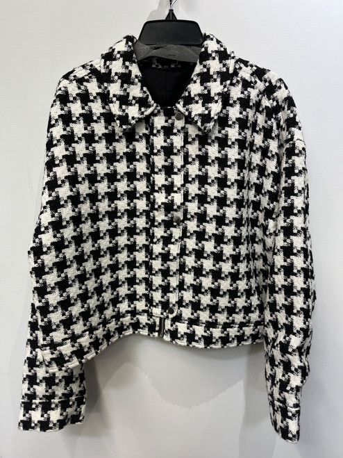 Vist Large View of Product Image Which is Used Express Short Light Jacket L-12/14
