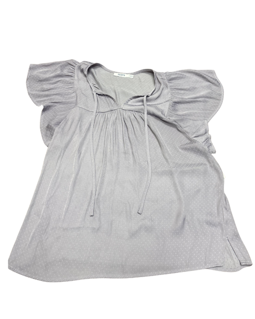 Vist Large View of Product Image Which is Gently used Ricki’s short sleeve top
