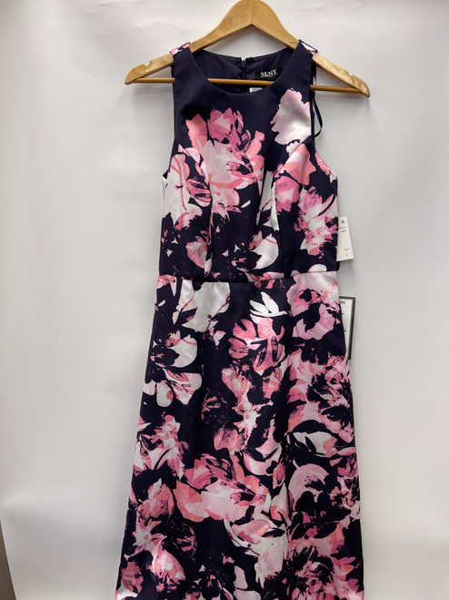 Vist Large View of Product Image Which is Used Unbranded Long Dress F S-4/6