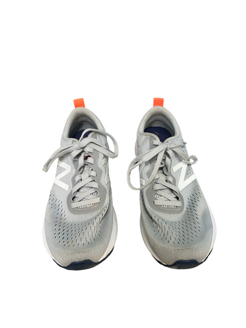 Vist Large View of Product Image Which is Used New Balance Performance Shoes 7