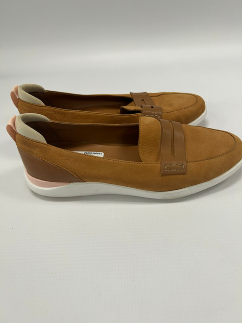 Vist Large View of Product Image Which is Used Cole Haan Flats 7.5