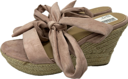 Vist Large View of Product Image Which is Used Unbranded Wedge Sandals 7.5