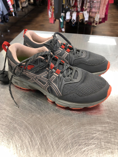 Vist Large View of Product Image Which is Used Asics Performance Shoes 7