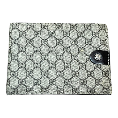 Vist Large View of Product Image Which is Used Gucci Mens Wallet
