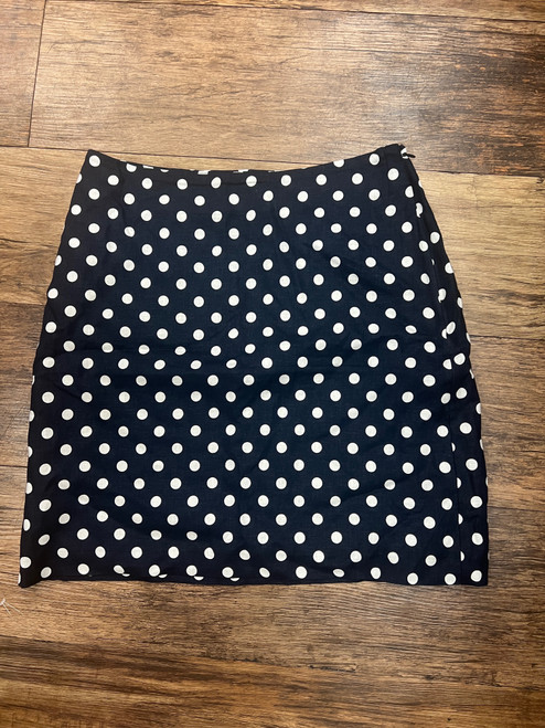 Vist Large View of Product Image Which is Used Ann Taylor Short Skirt 2-26