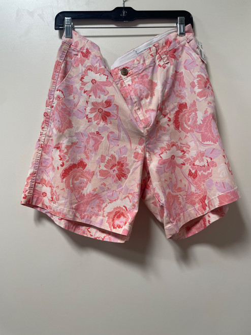 Vist Large View of Product Image Which is Used Gap Shorts 16-33