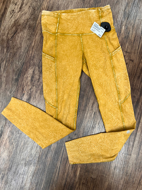 Vist Large View of Product Image Which is Used Lululemon Athletica Active Leggings 4-27