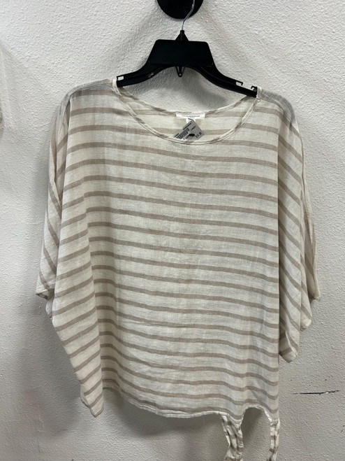 Vist Large View of Product Image Which is Used Beach Lunch Lounge Short Sleeve Top L-12/14