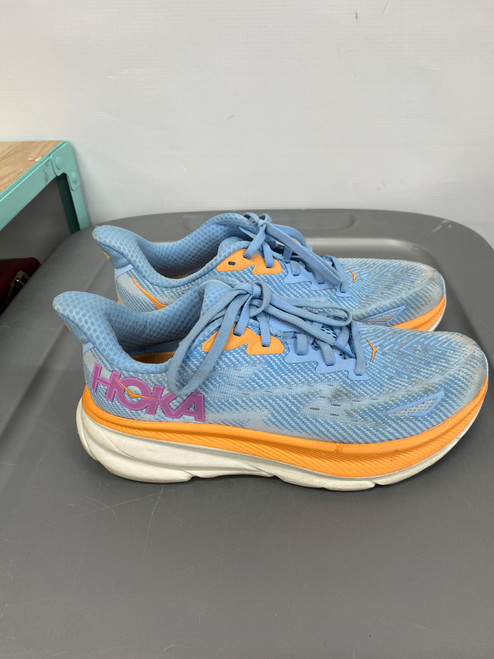 Vist Large View of Product Image Which is Used Hoka Performance Shoes 6.5