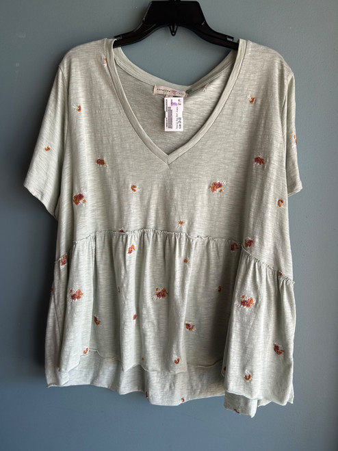Vist Large View of Product Image Which is Used Penelope Rose Short Sleeve Top 2X-20