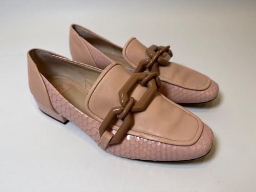 Vist Large View of Product Image Which is Used Louise Et Cie Flats 8.5