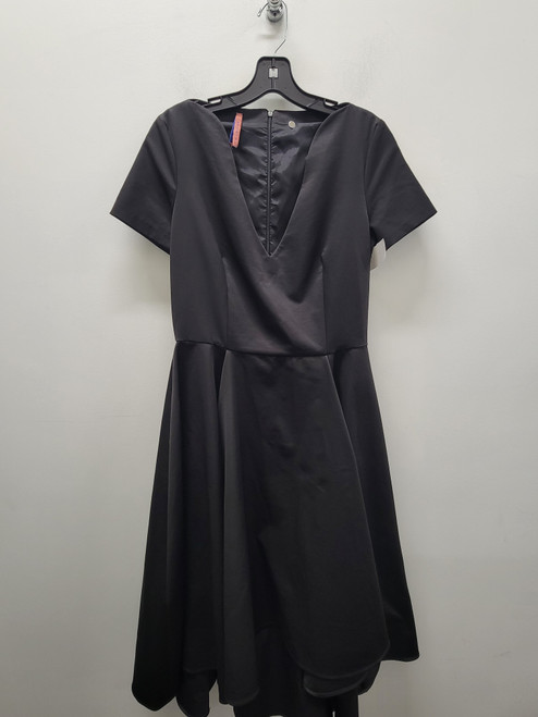 Vist Large View of Product Image Which is Used Black Imperial Long Dress B L-12/14