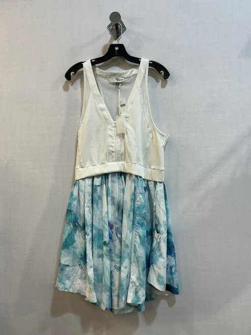 Vist Large View of Product Image Which is Used Anthropologie Active Dress L-12/14