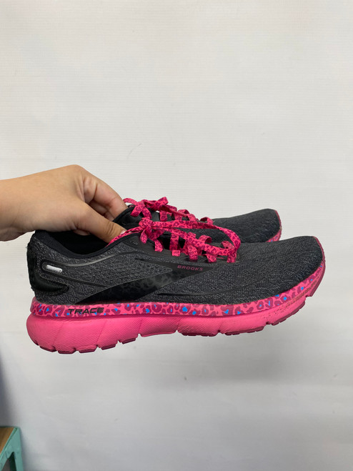 Vist Large View of Product Image Which is Used Brooks Performance Shoes 7.5