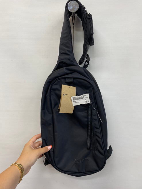 Vist Large View of Product Image Which is Used Nike Large Handbag