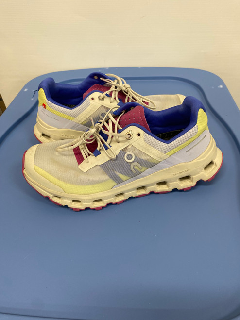 Vist Large View of Product Image Which is Used On Cloud Performance Shoes 7