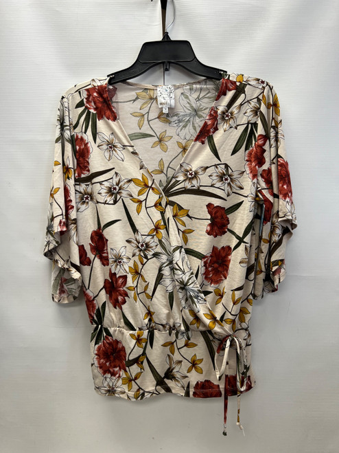 Vist Large View of Product Image Which is Used Naif Short Sleeve Top M-8/10