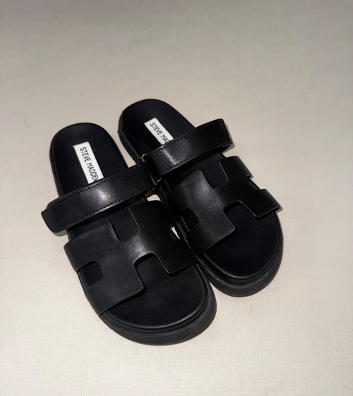 Vist Large View of Product Image Which is Used Steve Madden Sandals 7.5