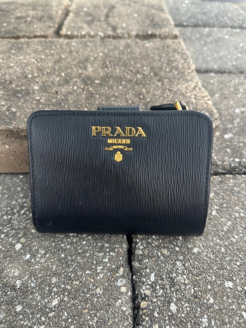 Vist Large View of Product Image Which is Used prada  HANDBAGS  
