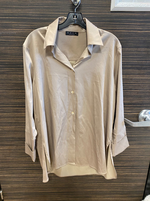 Vist Large View of Product Image Which is Used Unbranded Long Sleeve Top M-8/10