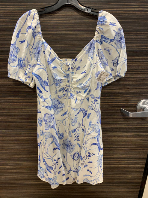 Vist Large View of Product Image Which is Used H & M Short Dress B L-12/14