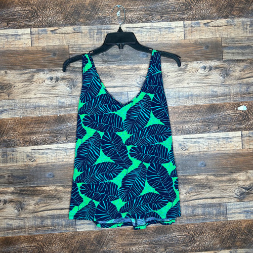 Vist Large View of Product Image Which is Used Lilly Pulitzer Tank Top M-8/10