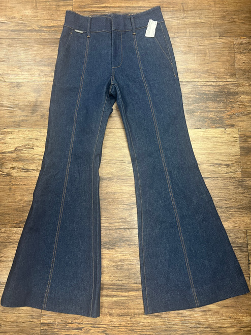 Vist Large View of Product Image Which is Used christy Lynn Denim 2-26