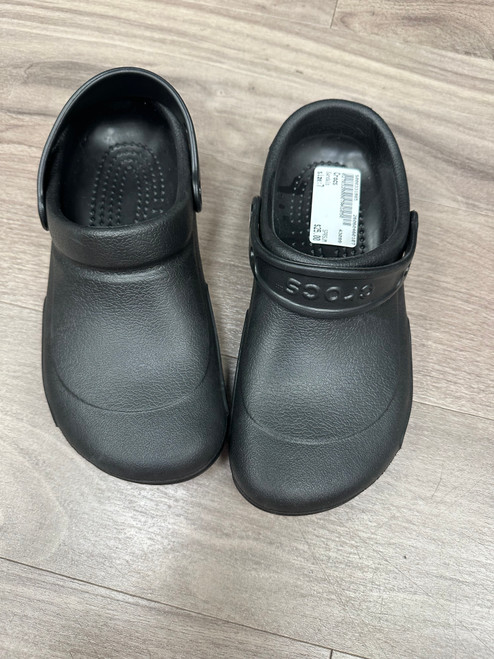Vist Large View of Product Image Which is Used Crocs Sandals 7