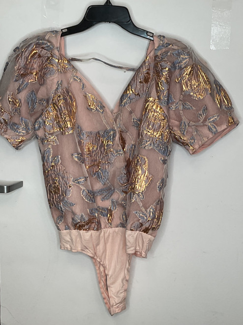 Vist Large View of Product Image Which is Used Buddylove Short Sleeve Top M-8/10