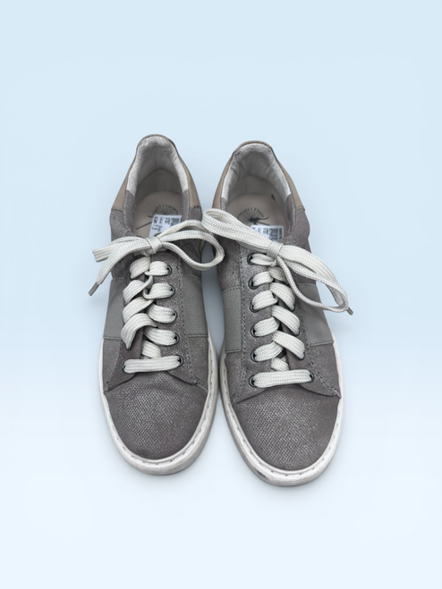 Vist Large View of Product Image Which is Used OTBT Casual Shoes 7.5