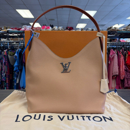 Vist Large View of Product Image Which is Used Louis Vuitton Lockme Hobo Large Leather Handbag