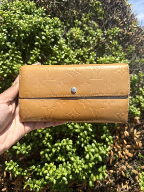Vist Large View of Product Image Which is Used Louis Vuitton Leather Wallet