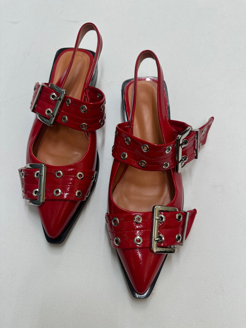 Vist Large View of Product Image Which is Used Unbranded Flats 8.5