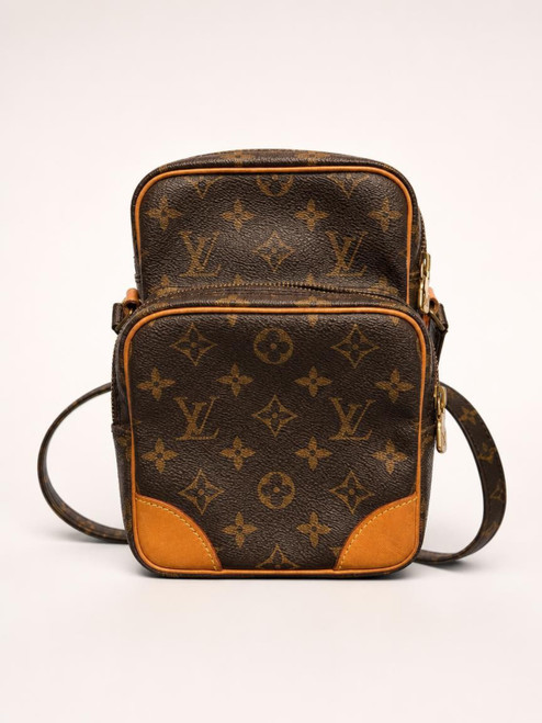 Vist Large View of Product Image Which is Used Louis Vuitton Large Leather Handbag