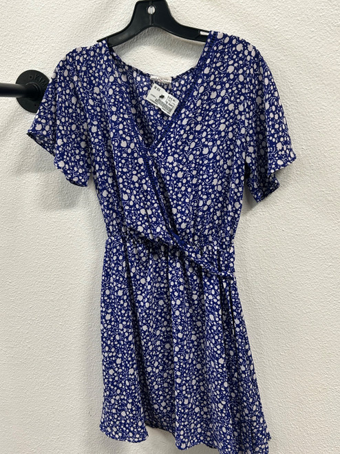 Vist Large View of Product Image Which is Used Sienna Sky Short Dress B S-4/6