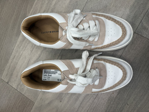 Vist Large View of Product Image Which is Used Lucky Brand Casual Shoes 7.5