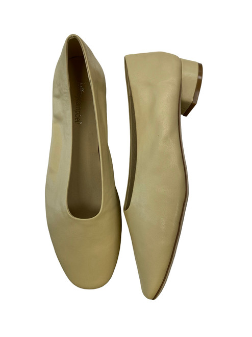 Vist Large View of Product Image Which is Used Jeffrey Campbell Flats 9