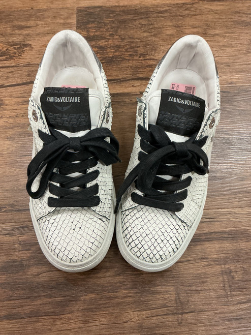 Vist Large View of Product Image Which is Used Unbranded Casual Shoes 7