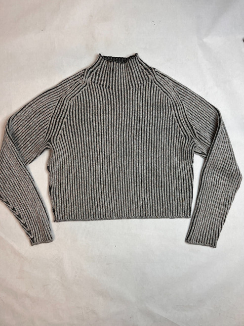 Vist Large View of Product Image Which is Used Lululemon Athletica Heavyweight Sweater M-8/10