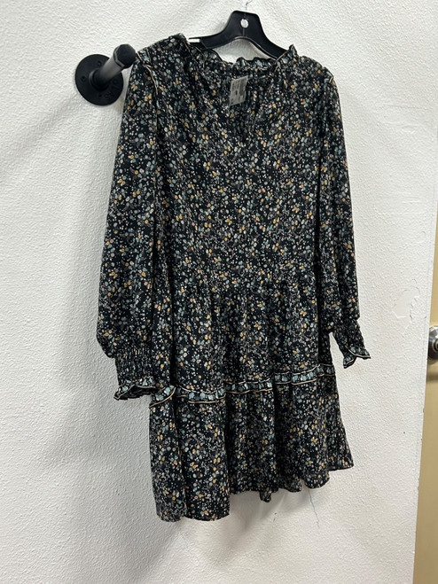Vist Large View of Product Image Which is Used Max Studio Short Dress B XS-0/2