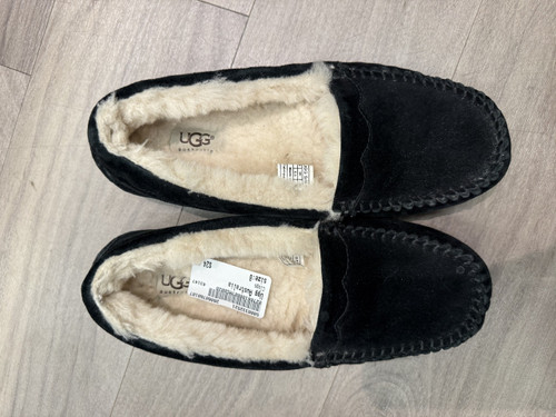 Vist Large View of Product Image Which is Used Ugg Australia Clogs 8
