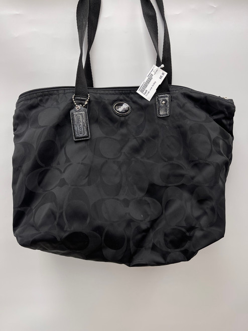 Vist Large View of Product Image Which is Used Coach Large Handbag