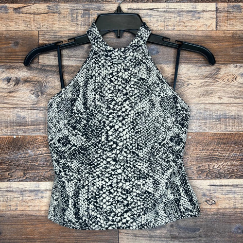 Vist Large View of Product Image Which is Used St. John Collection Sleeveless Top S-4/6